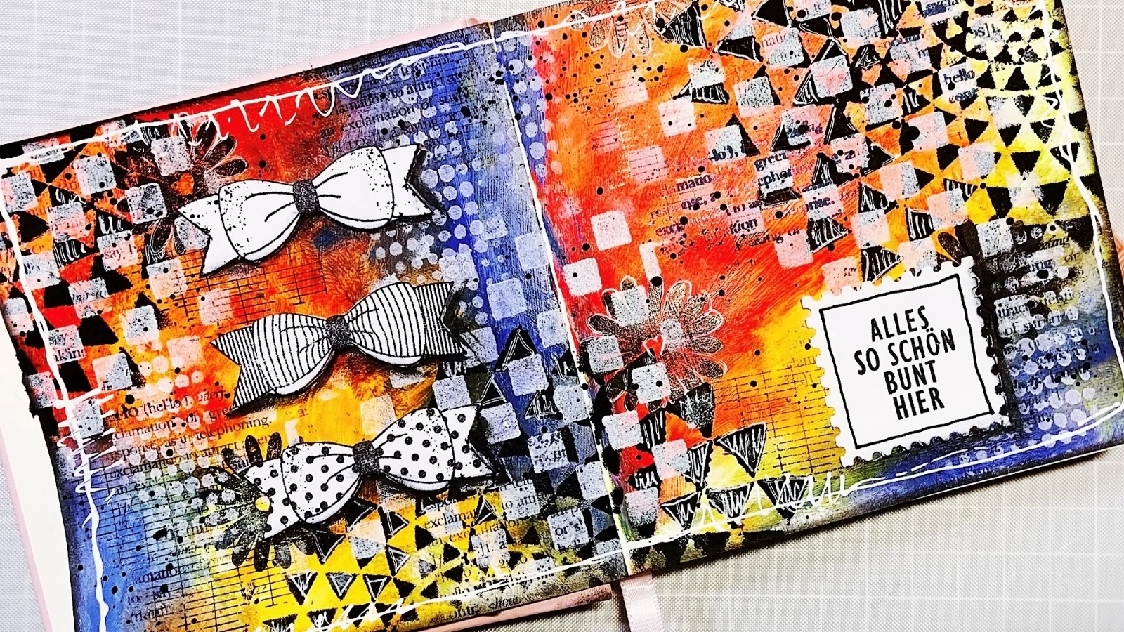 Bunte Art Journal Seite mit Dylusions.